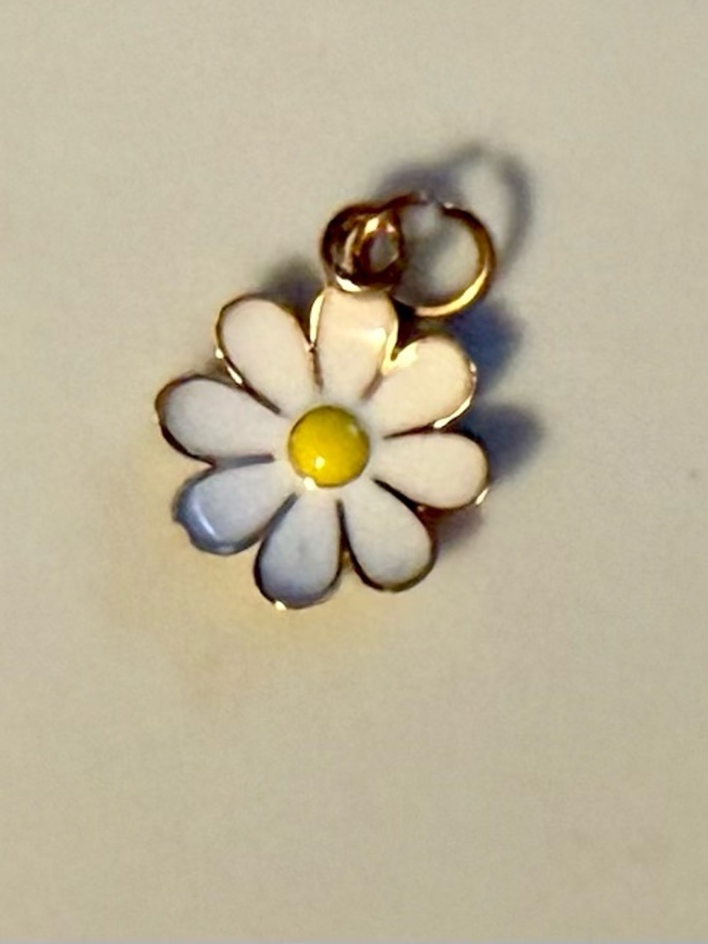 White Daisy Enamel Charm * Gold Tone * Jewelry Making